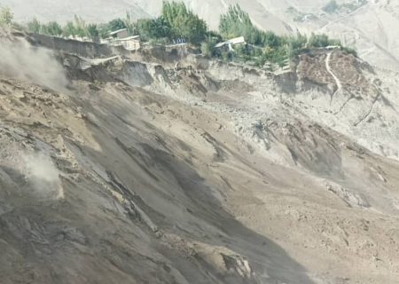 یک جوان در ولایت بدخشان در اثر فروریختن سنگ جان داد