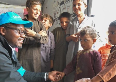 اکثریت مهاجران بازگشته از پاکستان را کودکان تشکیل می‌دهند