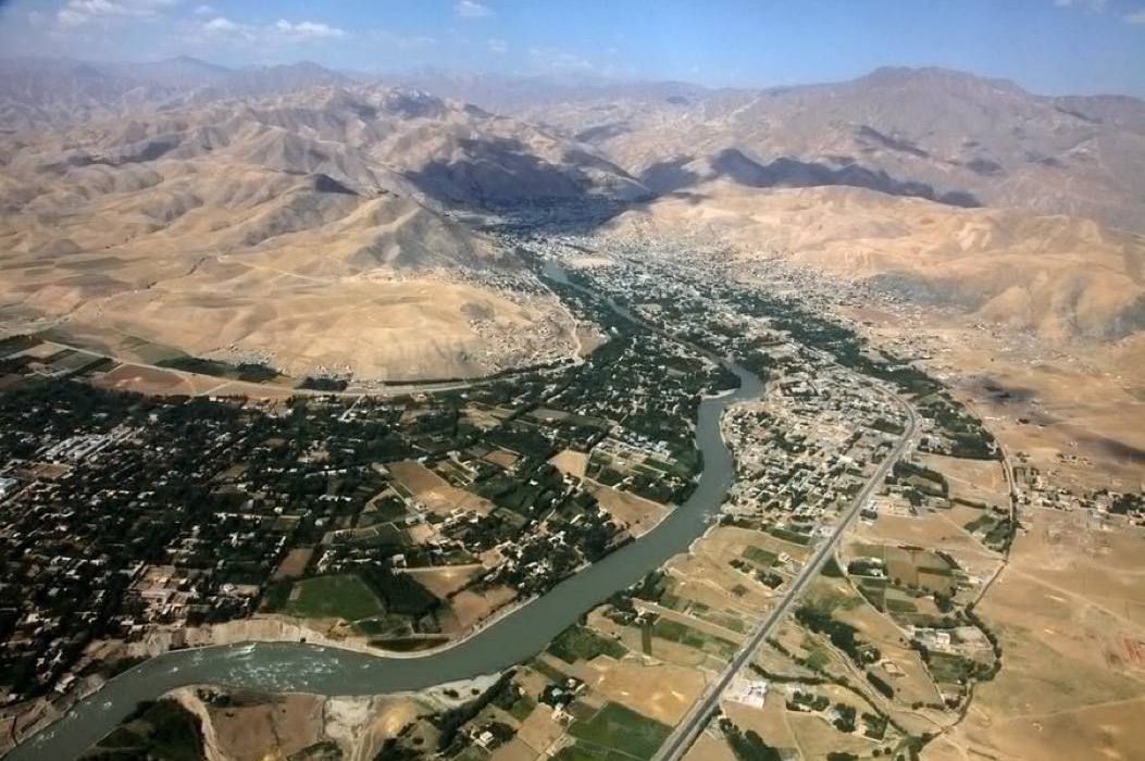 افراد مسلح ناشناس در بدخشان یک زن را با پسرش تیرباران کردند
