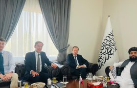 دیدار سفیر امارت اسلامی افغانستان با نماینده ویژه بریتانیا در دوحه
