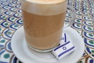 توییت جنجالی و متفاوت اسرائیل به زبان فارسی؛ قهوه‌ای در تل‌آویو یا تهران؟