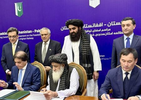 توافق‌نامه چارچوب مطالعات امکان‌ سنجی راه‌آهن نایب‌آباد–خرلاچی میان افغانستان، پاکستان و ازبکستان امضا شد