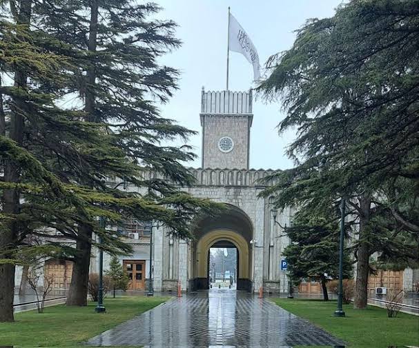امارت اسلامی افغانستان خواستار برخورد محترمانه ایران با مهاجرین در روند اخراج شد