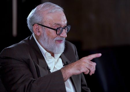 تهدید جنجالی علیه ترامپ؛ واکنش‌ ها به اظهارات مشاور رهبر ایران ادامه دارد