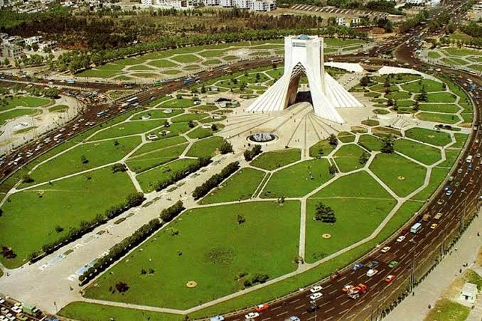 تحریک فضای رسانه‌ای عبری در پی حملات اخیر؛ تهدید به تغییر نمادهای ملی ایران