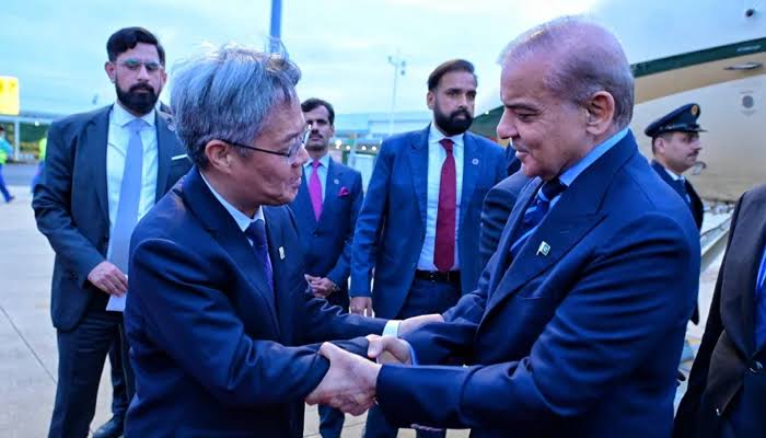 جزئیات سفرهای خارجی رهبران پاکستان در ۲۰ ماه گذشته منتشر شد