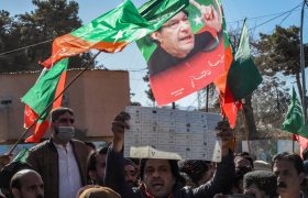 واکنش تحریک انصاف به شایعات درباره سلامت عمران خان؛ درخواست شفاف سازی فوری از دولت