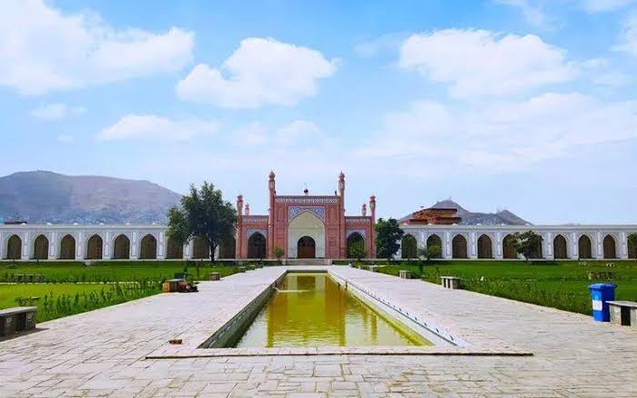 آغاز مجدد برگزاری نمازهای جماعت در مسجد جامع عیدگاه کابل