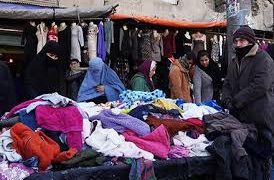 رونق بازار لباس‌ های لیلامی با فرارسیدن زمستان در کابل