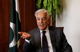 اتهام خیانت؛ وزیر دفاع پاکستان اعضای تحریک انصاف را به هدف‌گیری منافع ملی متهم کرد