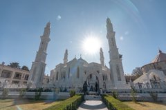 افتتاح مسجد جامع حسن بصری (رح) در ارگ توسط رئیس ‌الوزرا