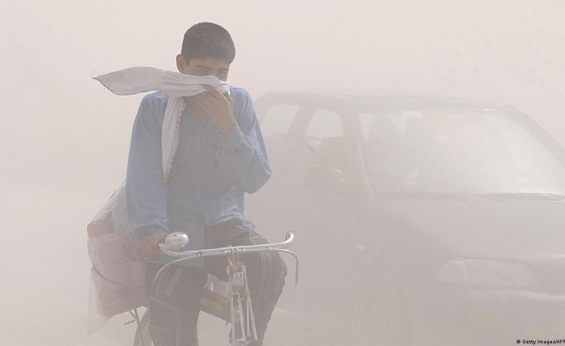 افزایش آلودگی هوا در کابل؛ پیامد استفاده از مواد سوخت بی‌ کیفیت و فعال شدن مرکز گرمی ‌ها