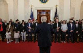 دونالد ترامپ با گروگان‌های آزادشده اسرائیلی دیدار کرد؛ «شما قهرمان هستید»