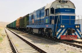 انتقال بیش از ۶۸۴ هزار تُن اموال از طریق خطوط آهن در یک ماه