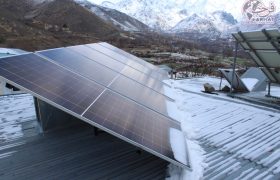 آغاز پروژه نصب برق خورشیدی در ۲۸ مرکز صحی ولایت پنجشیر