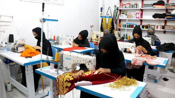 افزایش کارگاه‌ های مهارت‌ آموزی خیاطی؛ گامی مهم زنان افغان برای خودکفایی و کارآفرینی