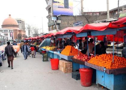 زمستان سرد، بازار سردتر؛ دست‌ فروشان کابل در تقابل با چالش‌ های فصلی