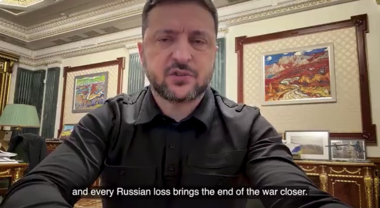 رئیس‌ جمهور زلنسکی: هیئت اوکراینی برای ارائه تصویر کامل از نتایج حملات روسیه در واشنگتن است