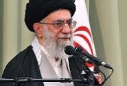 علی خامنه‌ای: معترضان اغتشاشگرند، جمهوری اسلامی در برابر تخریب‌ گران کوتاه نمی ‌آید
