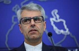 تحریم ‌های جدید آمریکا علیه ایران؛ «انتقام از مردم ایران»