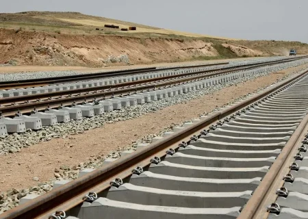 تقویت زیرساخت‌ ها؛ مسیری به سوی خودکفایی کشور