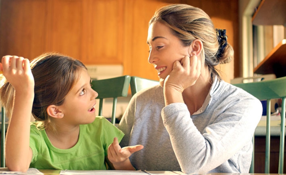 پیامدهای انحصار تصمیم‌ گیری در خانواده و ضرورت مشورت