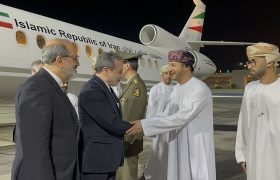 عراقچی در رأس هیأت دیپلماتیک ایران برای مذاکرات هستهای با آمریکا عازم مسقط شد