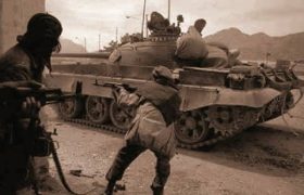 واکنش ‌ها به گفته‌ های وزیر دفاع پاکستان درباره جنگ‌ های افغانستان