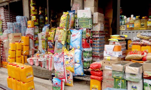 کاهش نرخ دالر و افزایش قیمت مواد خوراکی