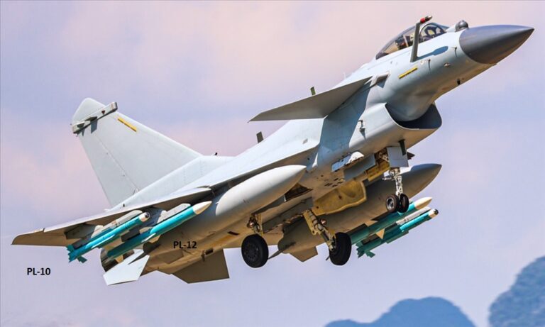 اظهارات وزیر فدرال پاکستان و واکنش‌ های افغانستان به حملات هوایی اخیر