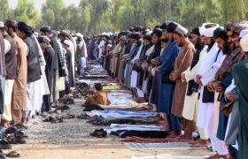 آیا نمازگزاران در کابل به خواندن ۲۰ رکعت نماز تراویح مجبور شده ‌اند؟