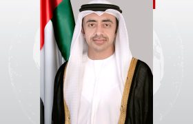 عبدالله بن زاید در تماس‌های تلفنی با وزرای خارجه کشورها، تحولات منطقه را بررسی کرد