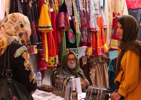 عوامل مؤثر بر رشد و توسعه تجارت بانوان در افغانستان