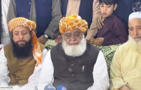 مولانا فضل الرحمان خواستار نشست محرمانه پارلمان پاکستان در بحران منطقه‌ای شد