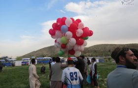 شادی و امید در آسمان کابل؛ جشن کاغذپرانی بند قرغه را رنگین کرد