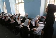 بلند بودن فیس و هزینه کتاب در مکاتب خصوصی؛ خانواده ‌ها خواهان نظارت دولت هستند